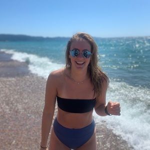 Meet your Posher, Lex